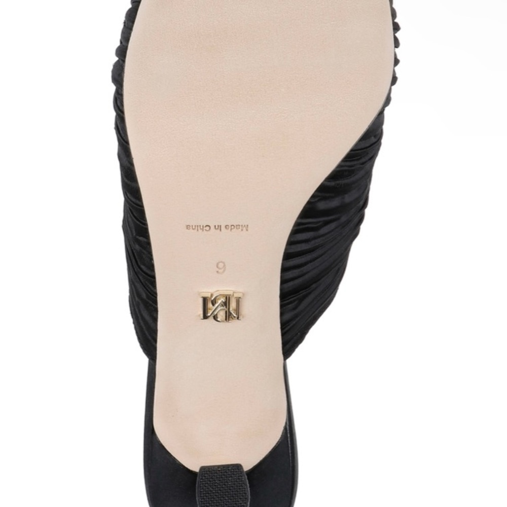 Badgley Mischka Black Floral Heels - Picture 7 of 8
